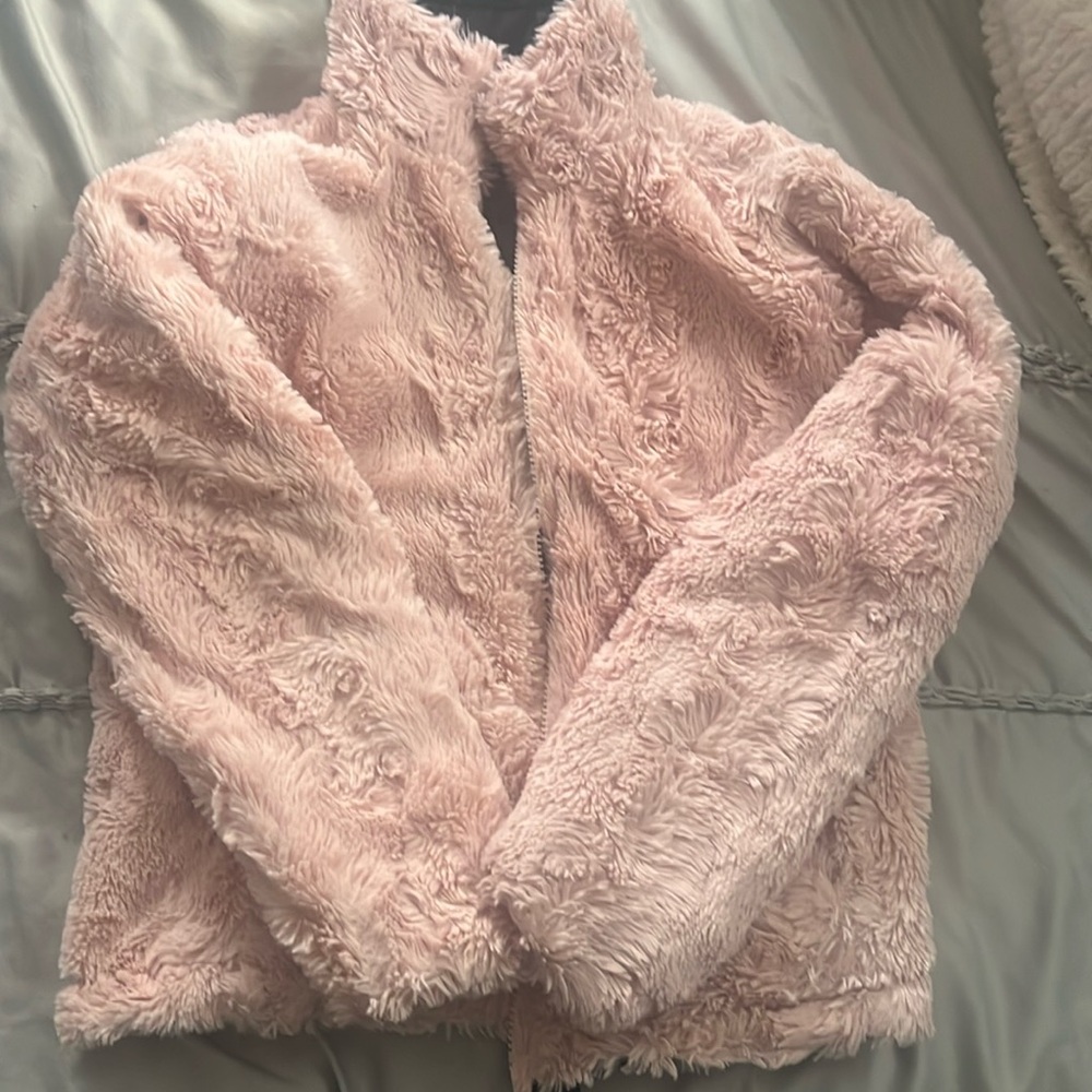 Reversible jacket Black waterproof puffer/pink fur. Like New! Perfect condition